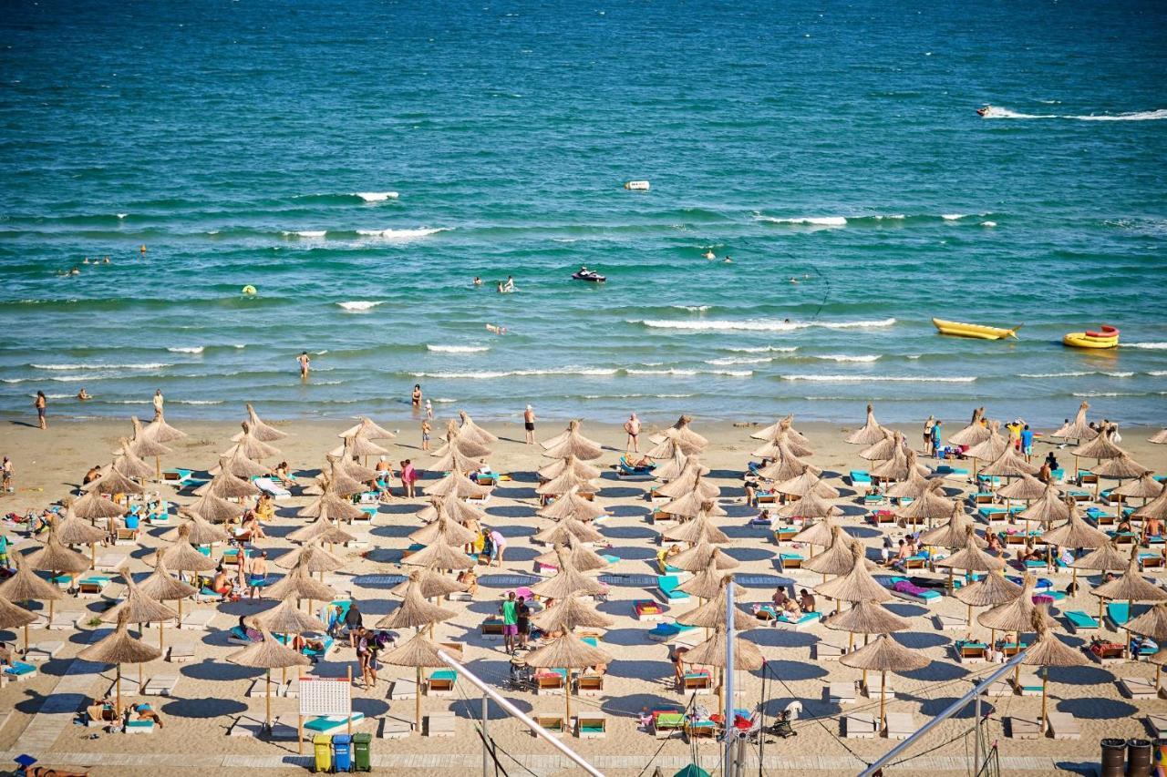 Sea La Vie 2Br Apt Spa N Pool Beach Resort Năvodari Kültér fotó