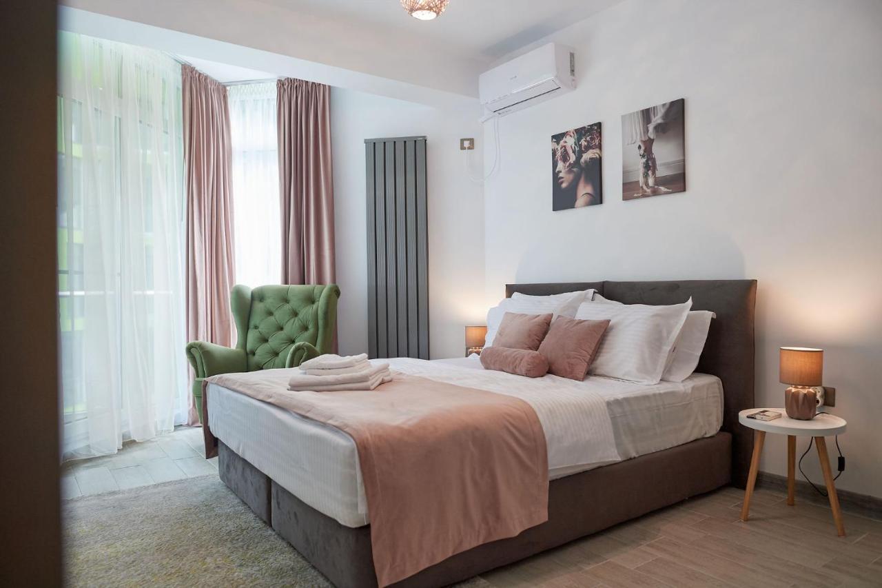 Sea La Vie 2Br Apt Spa N Pool Beach Resort Năvodari Kültér fotó