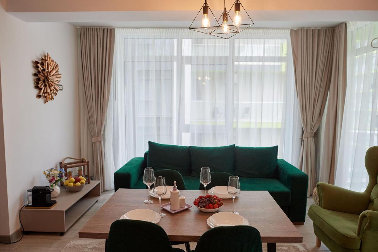 Sea La Vie 2Br Apt Spa N Pool Beach Resort Năvodari Kültér fotó